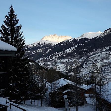 Appartement Dans Chalet Typiquement Savoyard Au Pied Des Pistes La Norma Exterior foto